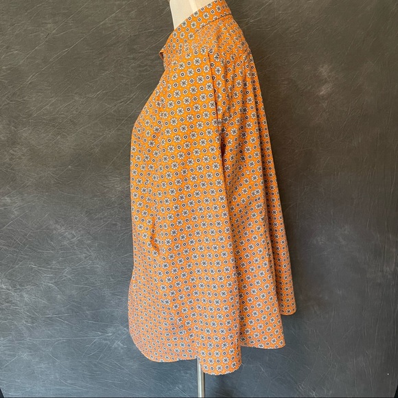 Lands’ End No Iron Button Front Shirt - Picture 4 of 8